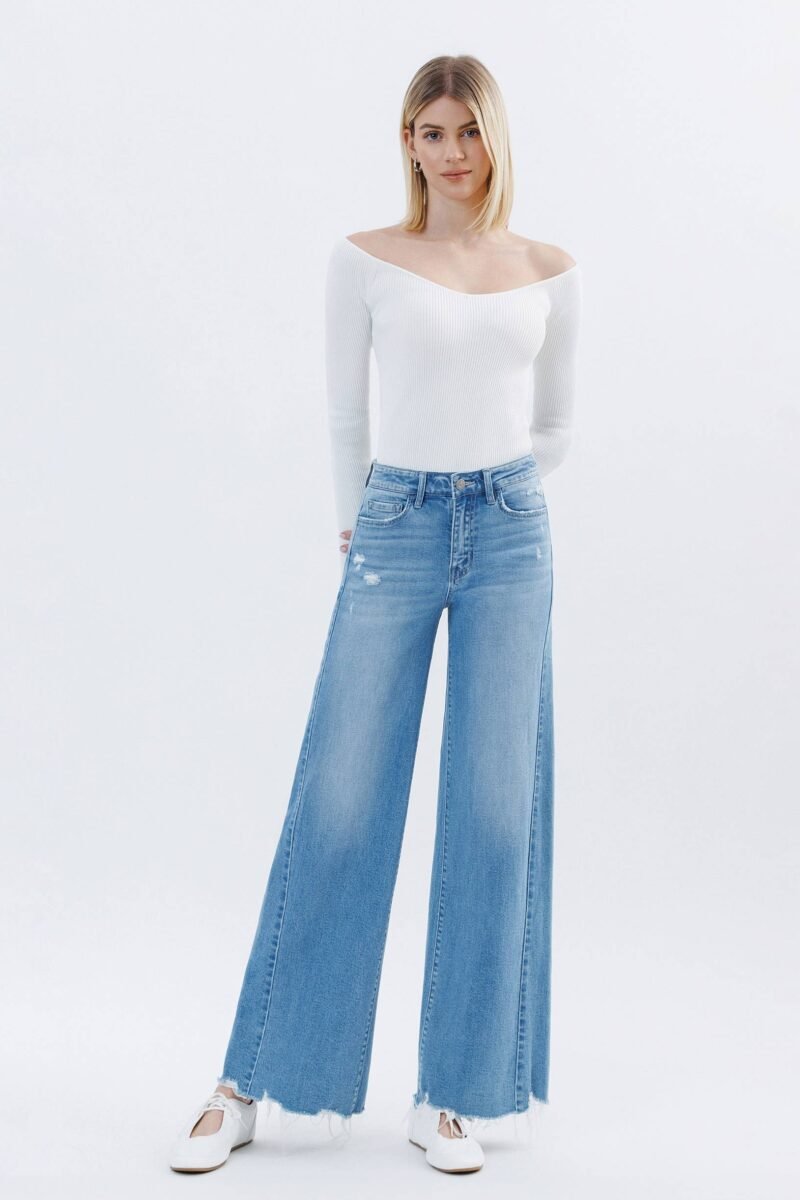 HIGH RISE RAW HEM EXTREME WIDE JEANS